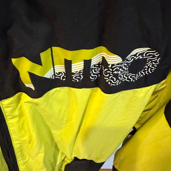 Boy’s Nitro ski ⛷️ and snowboarding 🏂 jacket - Picture 3 of 11